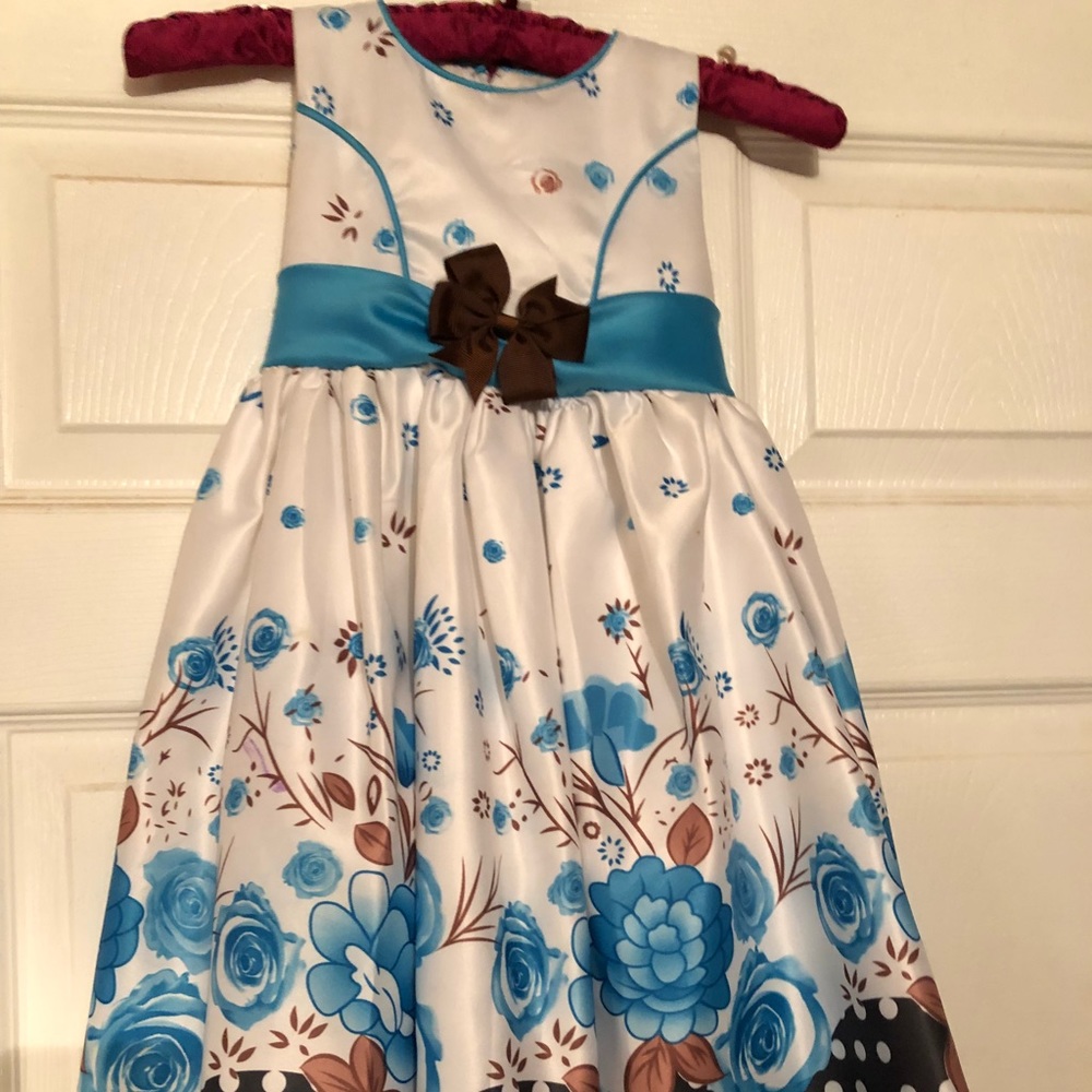 Little Girl’s Dress